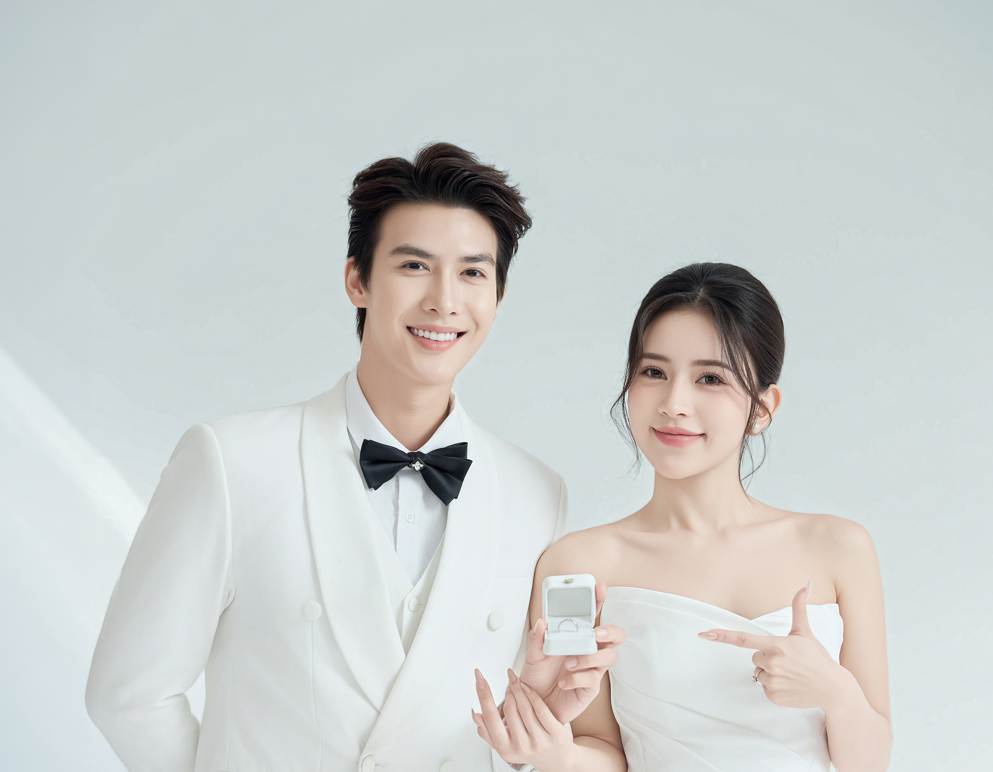 Ảnh cưới lãng mạn